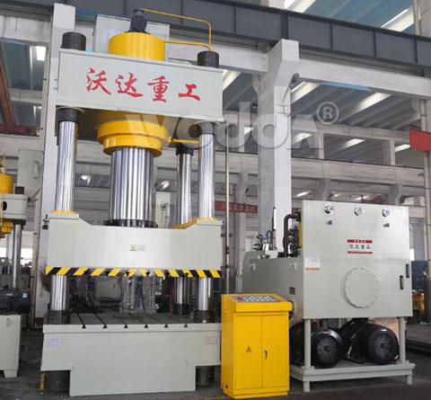 800噸四(sì)柱液壓機(jī)