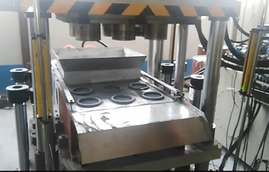 120噸(dun)四柱四梁(liáng)粉末伺服(fu)成型液壓(yā)機