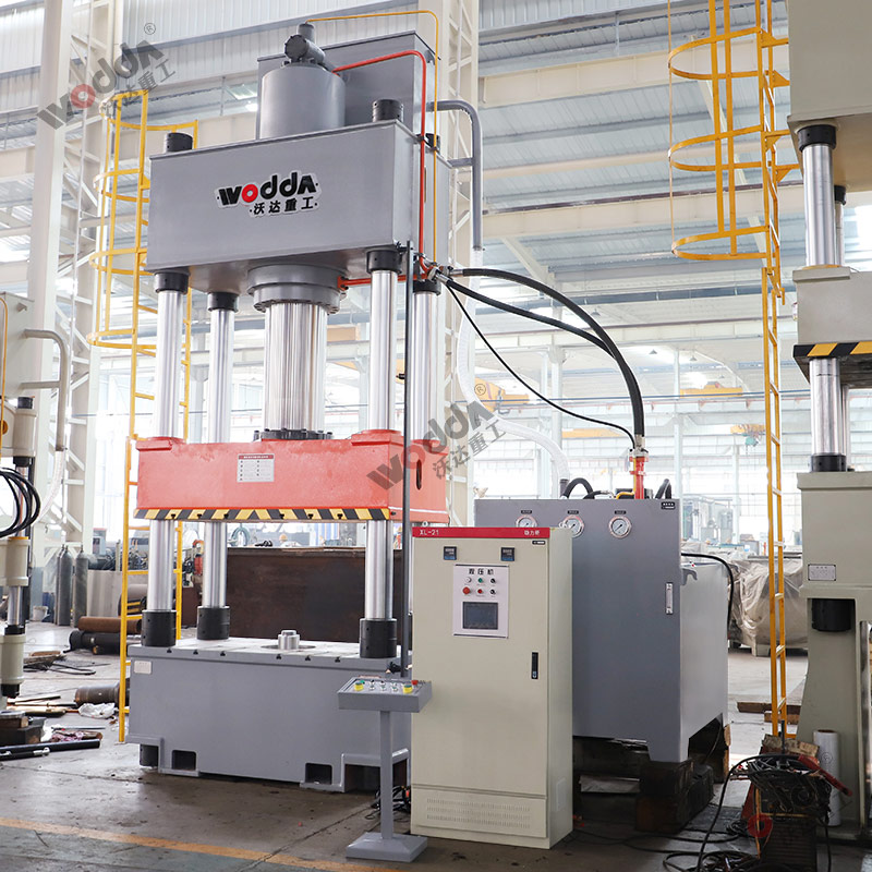 三梁四柱液壓機廠家哪家好? 三梁四柱液壓機廠家哪家好?