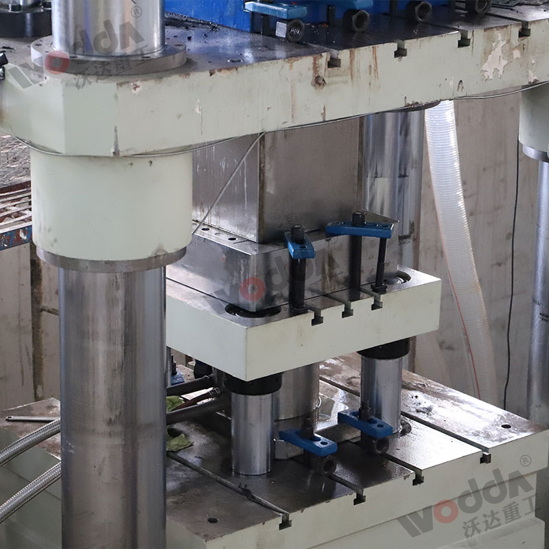 石墨匣缽液壓機 石墨匣缽液壓機