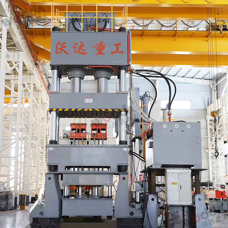 1000噸液壓墊（多頂杆）拉伸液壓機（圖1）