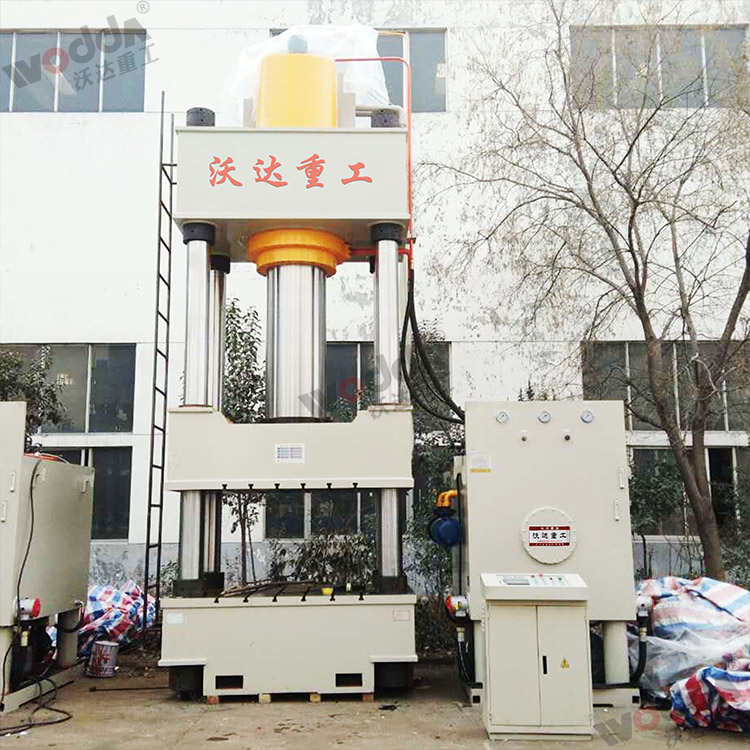 1000噸液壓機 1000噸液壓機