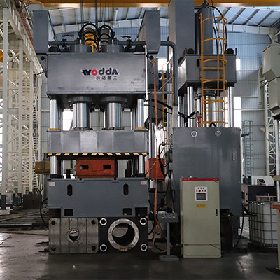 2500噸門面壓(yā)花機_鋼木(mù)門壓花機(jī)