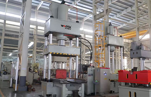 500噸伺服(fú)液壓機帶移動(dòng)工作台