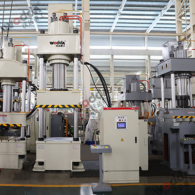 400噸四柱液壓機(ji)_400噸伺服液壓機